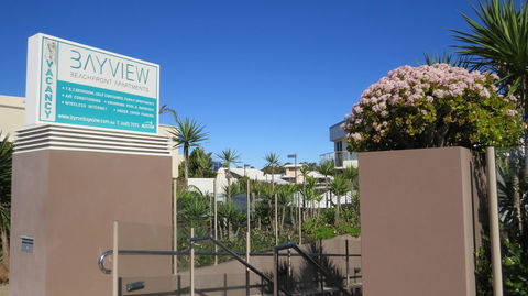 Bayview Beachfront Apartments, In Town Right On The Beach - Inverell Accommodation 16