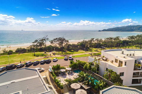 Bayview Beachfront Apartments, In Town Right On The Beach - Inverell Accommodation 3