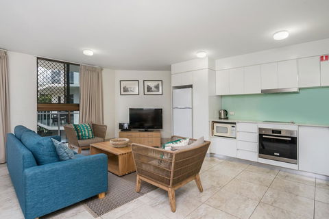 Bayview Beachfront Apartments, In Town Right On The Beach - Inverell Accommodation 40