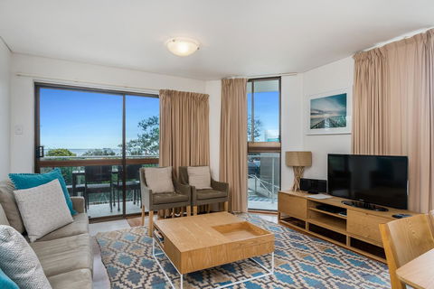 Bayview Beachfront Apartments, In Town Right On The Beach - Inverell Accommodation 35