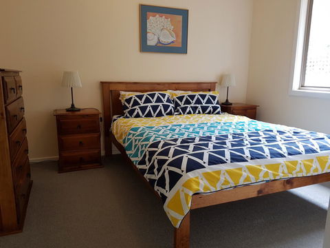 Marion Bay Holiday Villas - Inverell Accommodation 3