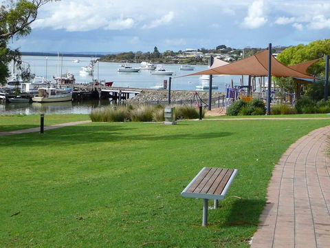 Longbeach Apartments - Inverell Accommodation 10