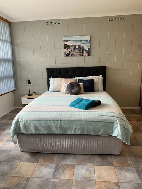 Longbeach Apartments - Inverell Accommodation 3