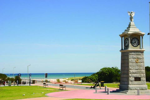 Semaphore Blue Apartments - Inverell Accommodation 19