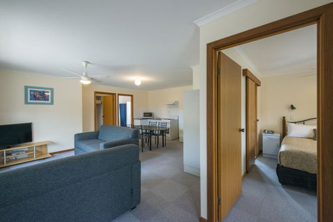 Port Vincent Motel & Apartments - Inverell Accommodation 17