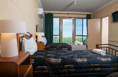 Tailem Bend Riverside Hotel - Inverell Accommodation 1