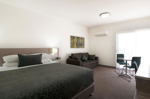 Loxton Community Hotel Motel - Inverell Accommodation 14