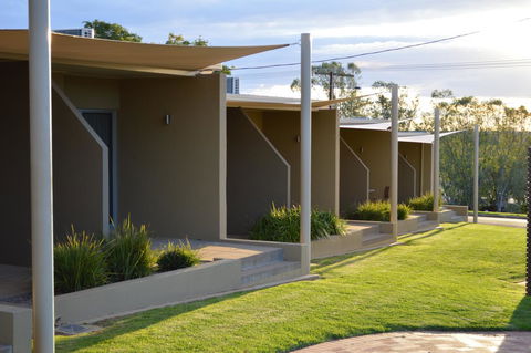 Loxton Community Hotel Motel - Inverell Accommodation 4