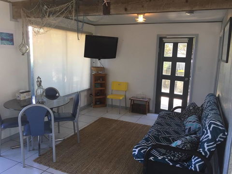 SHAKIN' SHACK - Inverell Accommodation 14