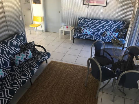 SHAKIN' SHACK - Inverell Accommodation 11