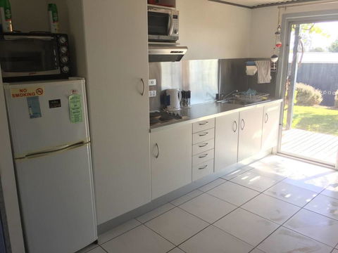 SHAKIN' SHACK - Inverell Accommodation 6