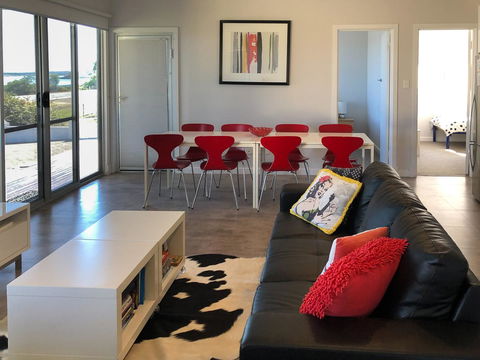 Beachview - Inverell Accommodation 9