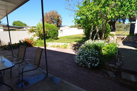 Beachview - Inverell Accommodation 31