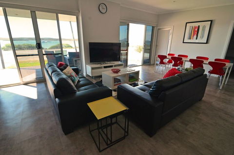Beachview - Inverell Accommodation 10