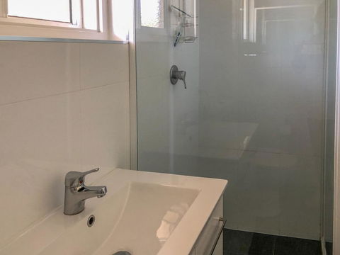 Beachview - Inverell Accommodation 25