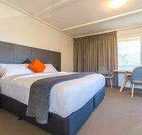 Mick O'Sheas - Inverell Accommodation