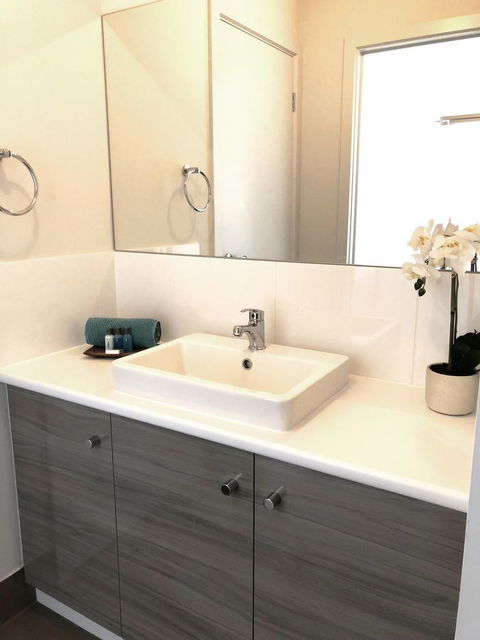 Villa Canto - Inverell Accommodation 13