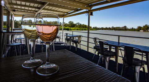 Murray River Queen - Inverell Accommodation 15