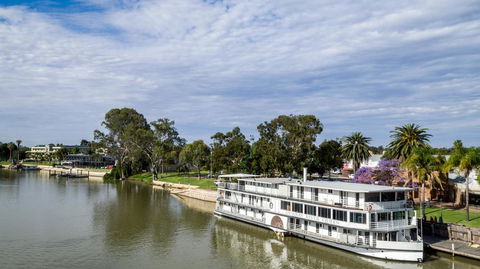 Murray River Queen - Inverell Accommodation 0