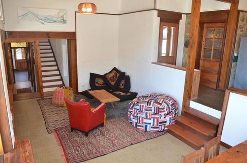 Of Stone & Wood Guesthouse - Inverell Accommodation 7