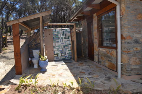 Of Stone & Wood Guesthouse - Inverell Accommodation 16