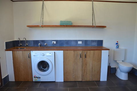 Of Stone & Wood Guesthouse - Inverell Accommodation 15