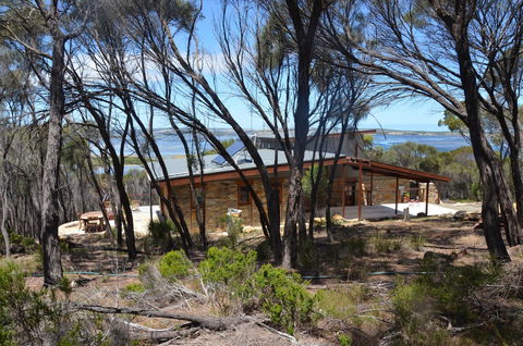 Of Stone & Wood Guesthouse - Inverell Accommodation 18