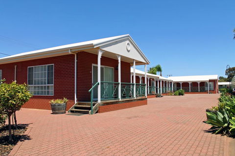 Breakfree Port Pirie - Inverell Accommodation 6