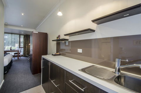 The Commodore - Inverell Accommodation 42