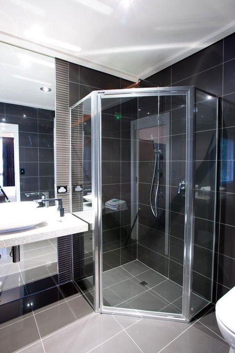 The Commodore - Inverell Accommodation 31