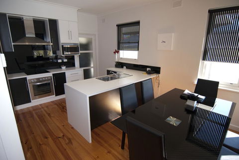 The Commodore - Inverell Accommodation 16