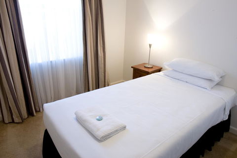 The Commodore - Inverell Accommodation 23