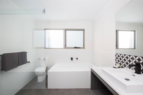 Blue Lake Holiday Park - Inverell Accommodation 26