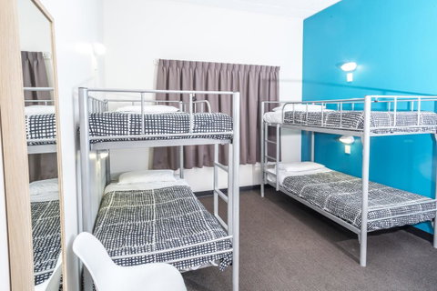 YHA Adelaide Central - Inverell Accommodation 34