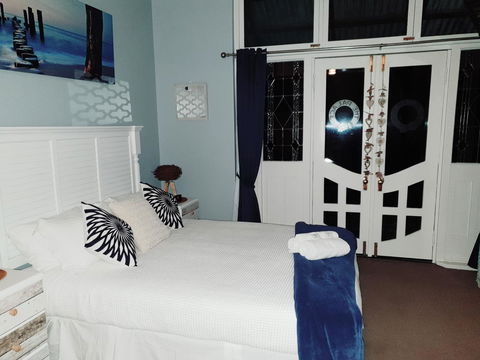 Court House - Studio - Inverell Accommodation 4