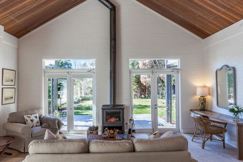 The Folly - Inverell Accommodation 1