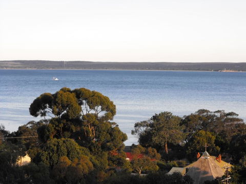 Saar River House - Inverell Accommodation 19