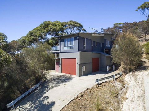 Saar River House - Inverell Accommodation 12
