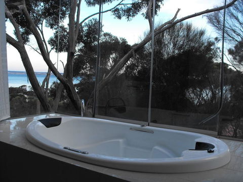 Saar River House - Inverell Accommodation 17