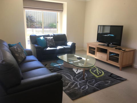 Apartment 229 Mount Gambier - Inverell Accommodation 6