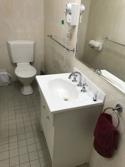 Travelway Motel - Inverell Accommodation 5