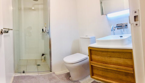 ONE Adelaide CBD - Inverell Accommodation 19