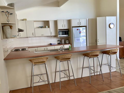 Emu Bay Lodge - Inverell Accommodation 11