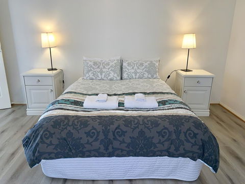 Emu Bay Lodge - Inverell Accommodation 9