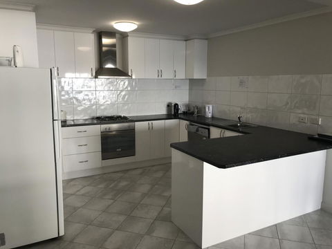 Beachside & Jetty View Apartment 6 - Captain\'s Apt - Inverell Accommodation 33