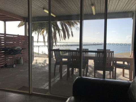 Beachside & Jetty View Apartment 6 - Captain\'s Apt - Inverell Accommodation 36