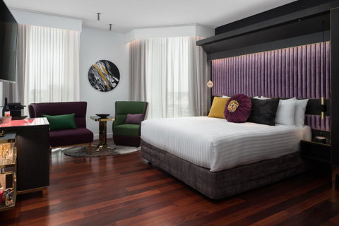 QT Perth - Inverell Accommodation 25