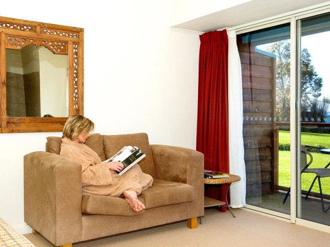 Chimes Spa Retreat - Inverell Accommodation 37