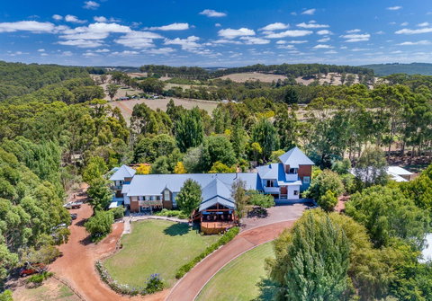 Chimes Spa Retreat - Inverell Accommodation 3