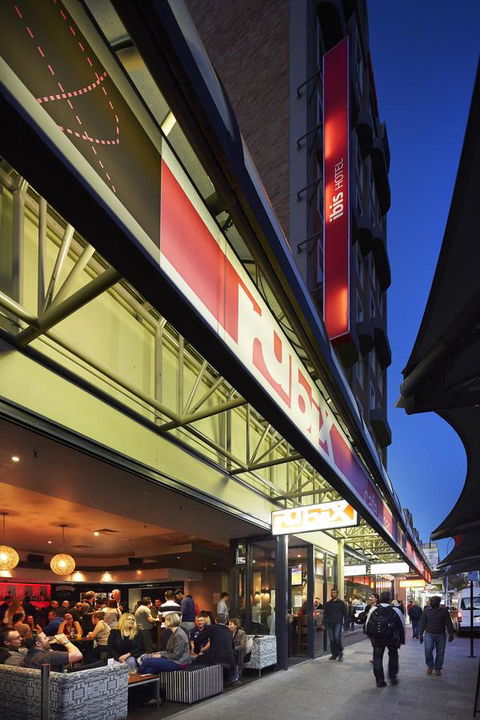 Ibis Perth - Inverell Accommodation 17